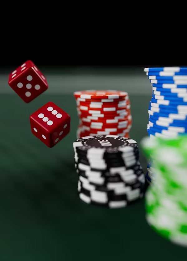 Dealer live casino asli sedang berjaga